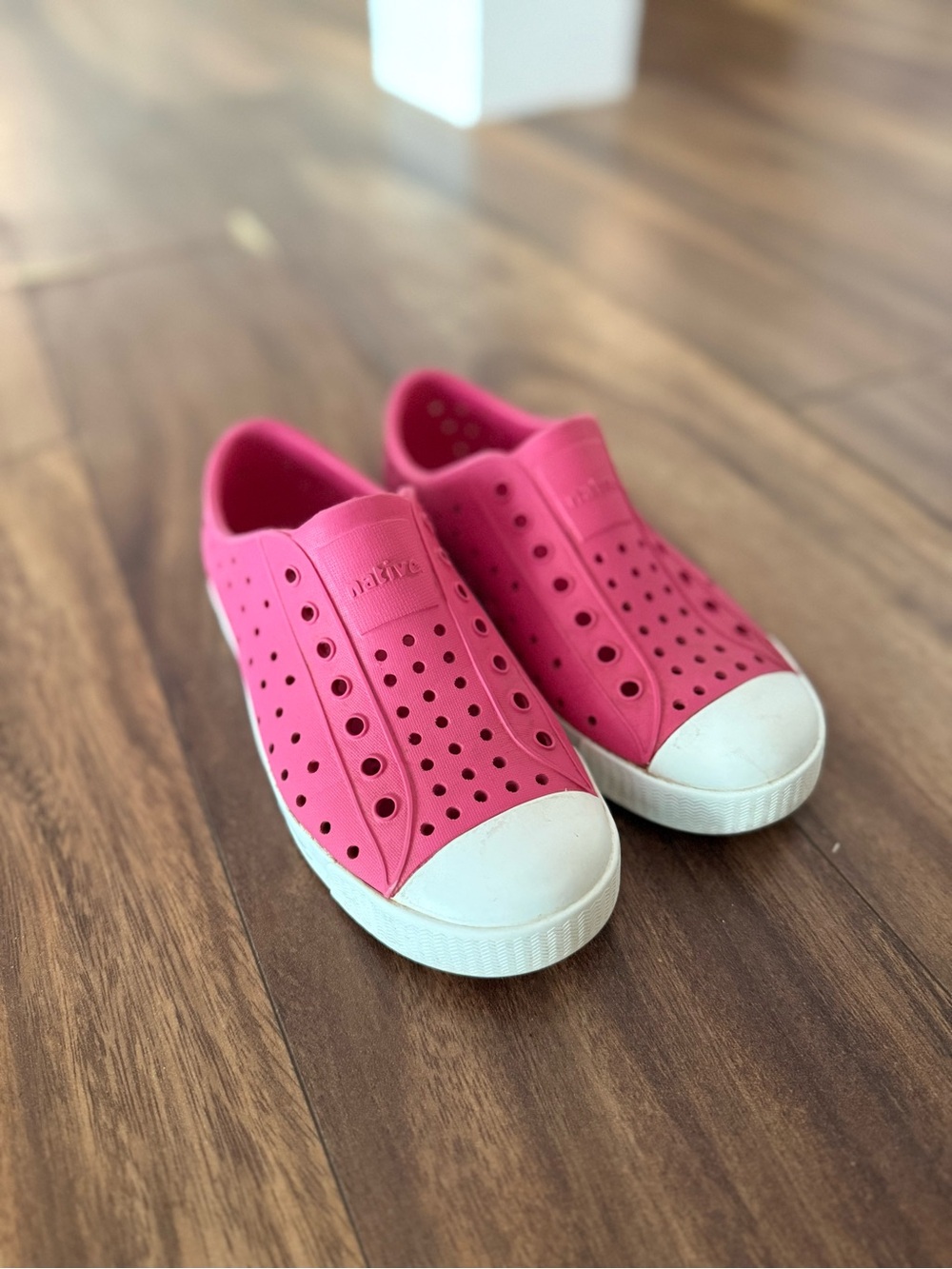Native Kids Pink Slip-On Water Shoes with White Toe
